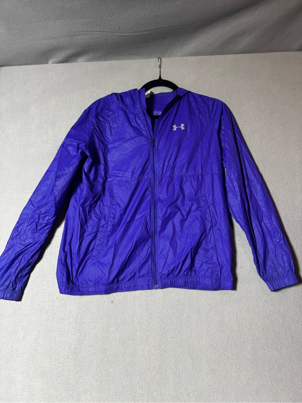 Under Armour Youth XL Lightweight Hooded Windbreaker Jacket